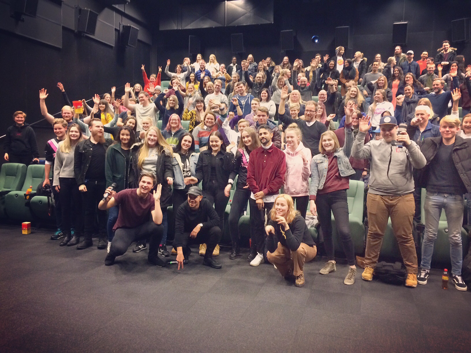 Karpe Diem med på filmvisning i Lanterna