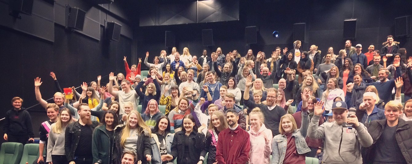 Karpe Diem med på filmvisning i Lanterna