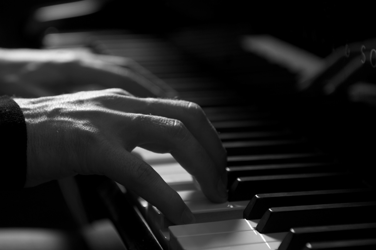 Den virtuelle Kulturfabrikken: Piano med Sindre Myrbostad