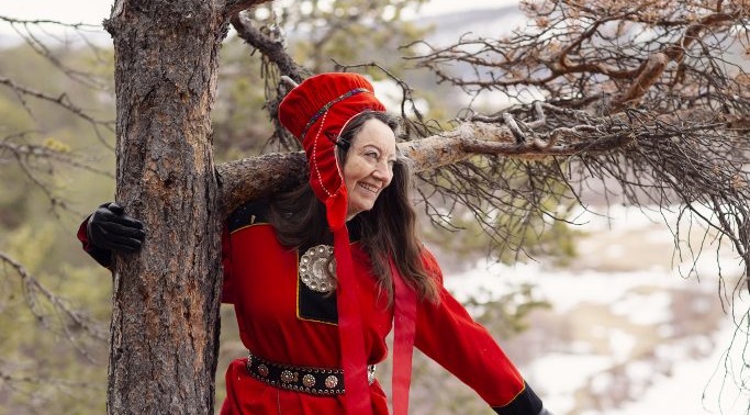 Samisk barneoppdragelse - Foredrag med Asta Mitkijá Balto